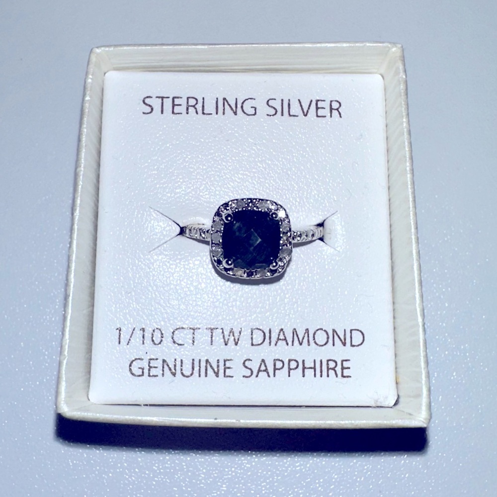 Brand New Diamond Sapphire Ring 💍
